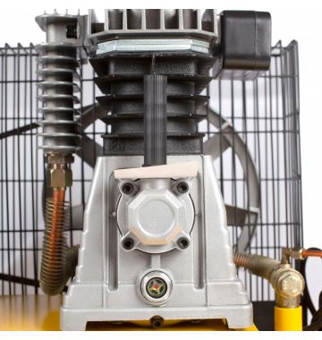  Компрессор воздушный BCI2300/100, ременный привод, 2.3 кВт, 100 литров, 400 л/мин Denzel, фото 9 